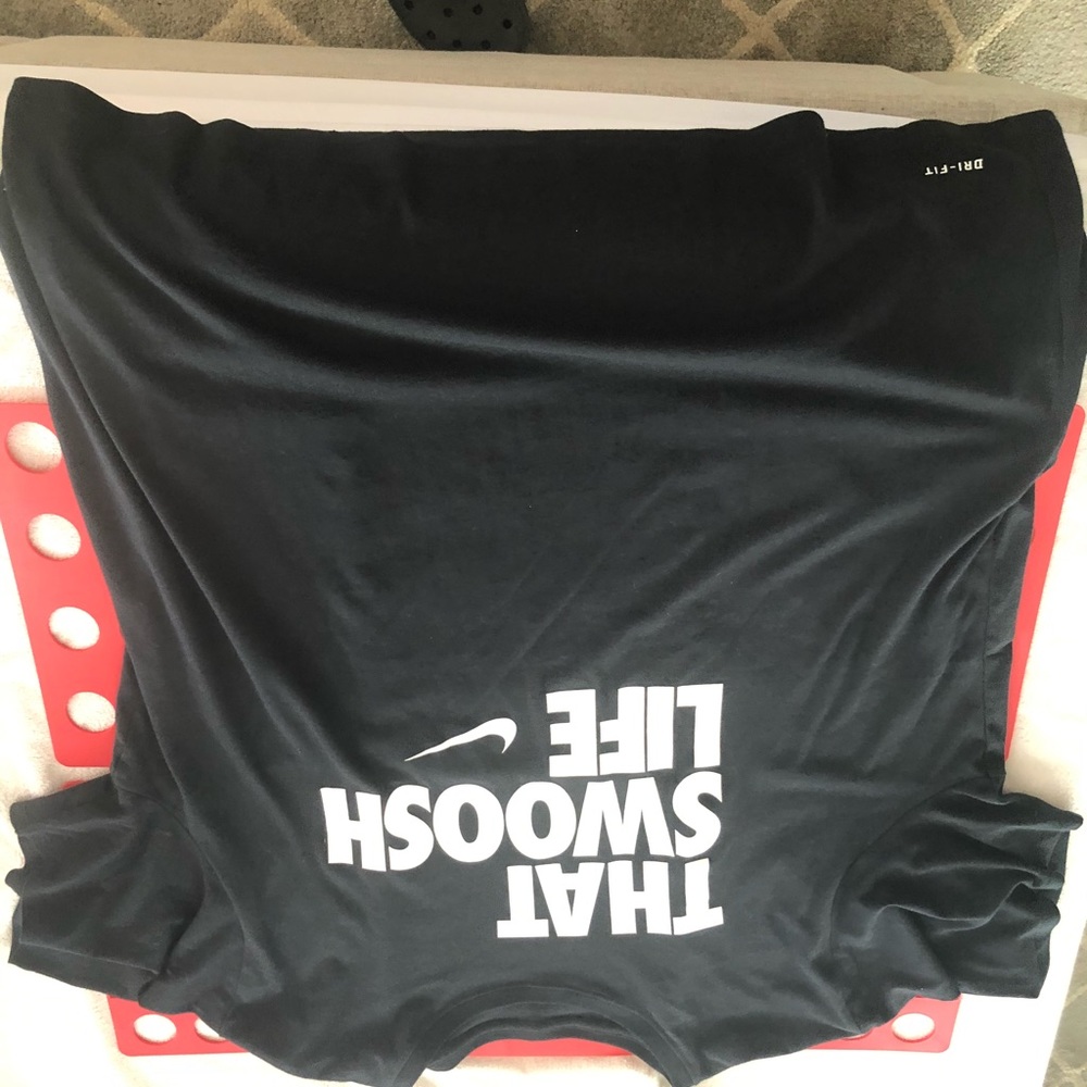 Nike T-shirt